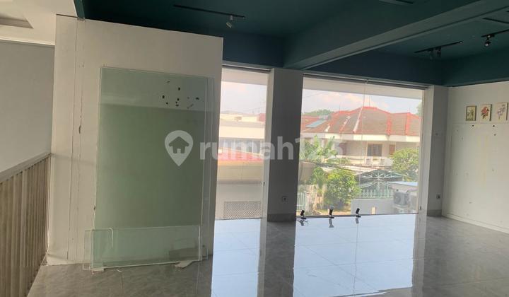 Dijual Gedung / Ruko Area Pluit / Masih Beroperasi , bisa untuk Kantor ,Kuliner, Dll Lokasi Strategis