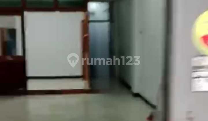 FOR RENT SHOPHOUSE PETOJO - STREET SIDE Gambir Central Jakarta 2