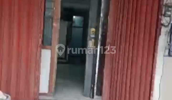 FOR RENT SHOPHOUSE PETOJO - STREET SIDE Gambir Central Jakarta