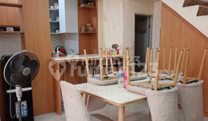DISEWAKAN RUMAH BAGUS FURNISHED DI JOHAR BARU JAKARTA PUSAT 2