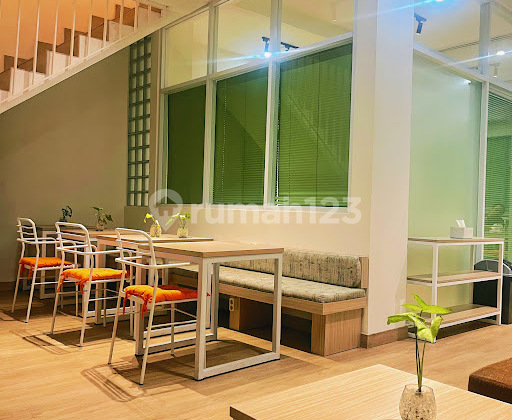 For Rent Commercial Space in Jatinegara, East Jakarta