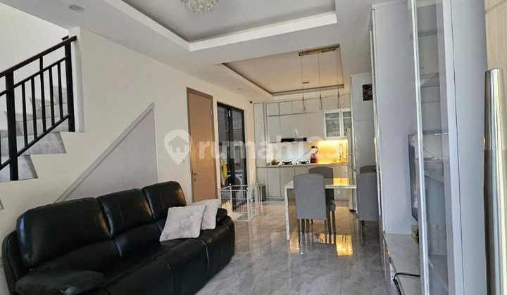 Di Sewa Rumah di Cluster Summerwood Sedayu City Kelapa Gading Jakarta Utara  FULLY FURNISHED 