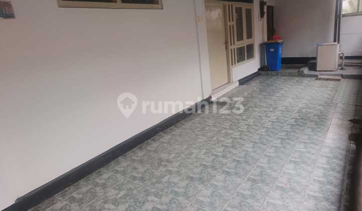 Disewakan Rumah Luas Siap Huni di Kayu Putih Jakarta Timur Sudah Renovasi 2