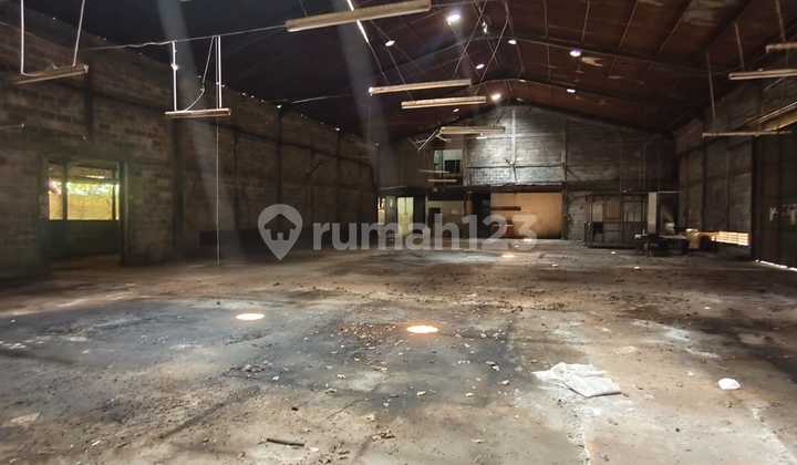 Warehouse for Rent Ex Paper Warehouse in Pasar Rebo, East Jakarta Warehouse for Rent Ex Paper Warehouse in Pasar Rebo, East Jakarta
