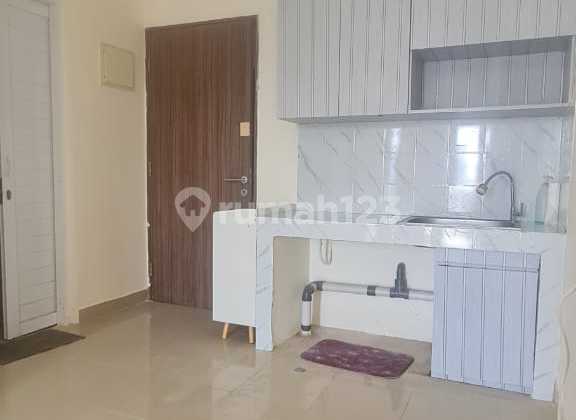 QUICK and VERY AFFORDABLE Sale (BU) Nice, tidy apartment just 2 minutes from JIS Sunter icon. West tower. QUICK and VERY AFFORDABLE Sale (BU) Nice, tidy apartment just 2 minutes from JIS Sunter icon. West tower.