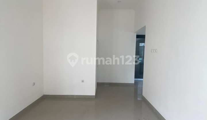 Jual Over Kredit 2Lantai Free Kitchen Set di Geneve Residence 2