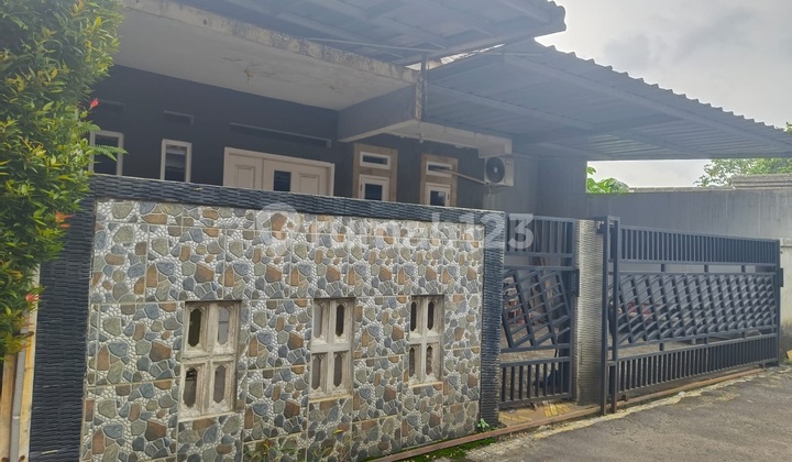 Over Credit for House Near Sawangan Toll in Permata Rubby 3 Housing Complex 2