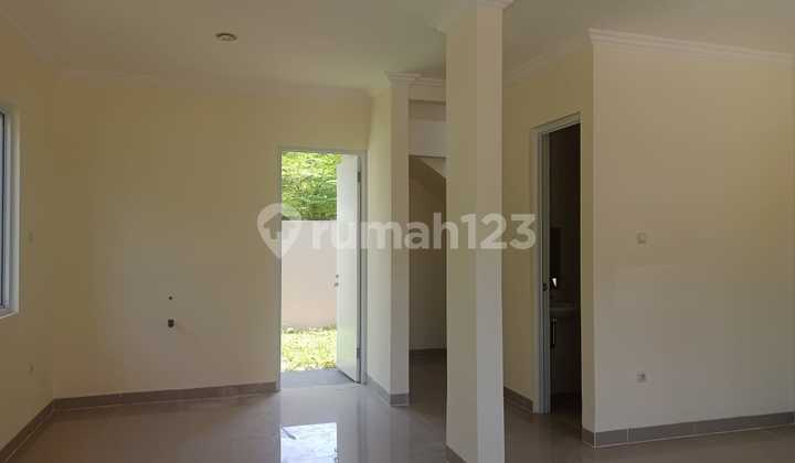 Over Kredit rmh 2LT HOOK 79JT dkt Tol di Wartawangsa Residence 2