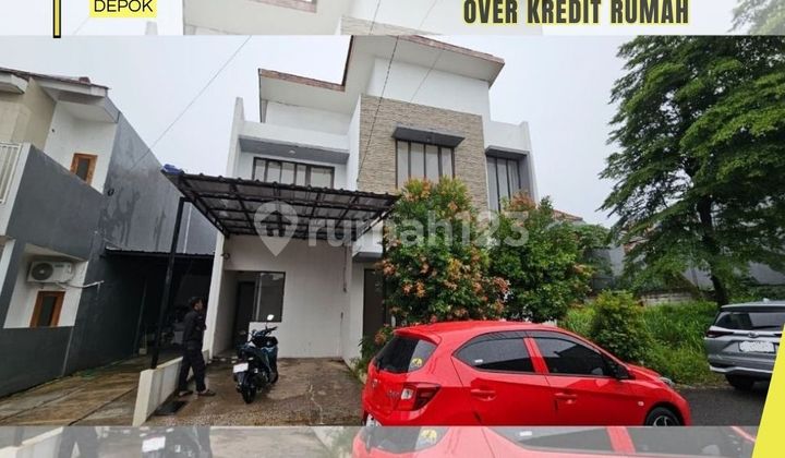 Over Kredit rmh 2lantai 79JT dkt Stasiun di Green Depok Village Over Kredit rmh 2lantai 79JT dkt Stasiun di Green Depok Village