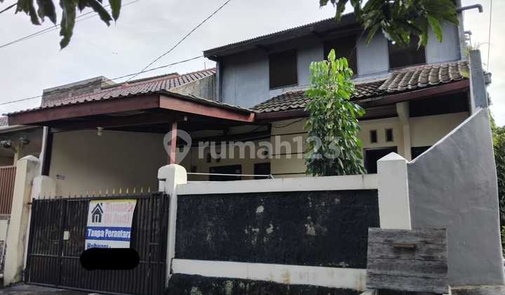 Selling CASH HOOK 35JT 2-Story House in Taman Dramaga 3 Permai near IPB 2