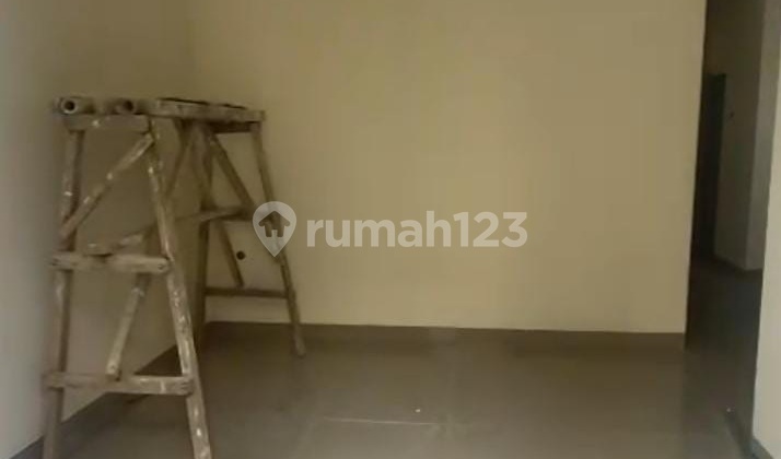 Over Kredit 2Lantai 98Jt Dkt Alun Alun Gdc di Geneve Residence 2