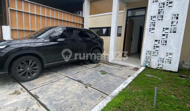 Take Over House 43 Million Near Toll at Bekasi Kencana Residence 2