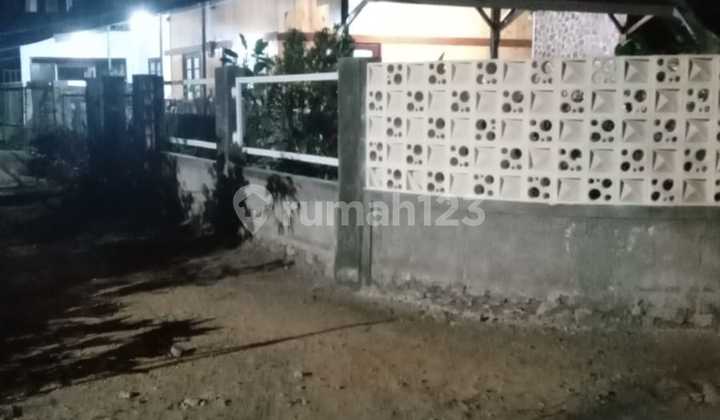 RUMAH NYAMAN DI LEMBANG RUMAH NYAMAN DI LEMBANG