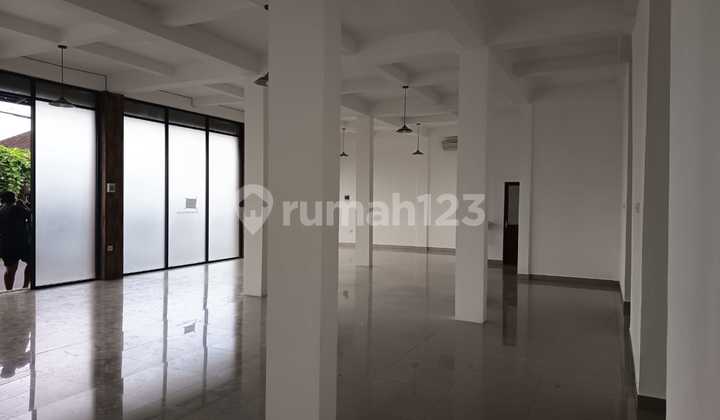 Strategic 1-Story Shop Rental - Tumbak Bayuh 2