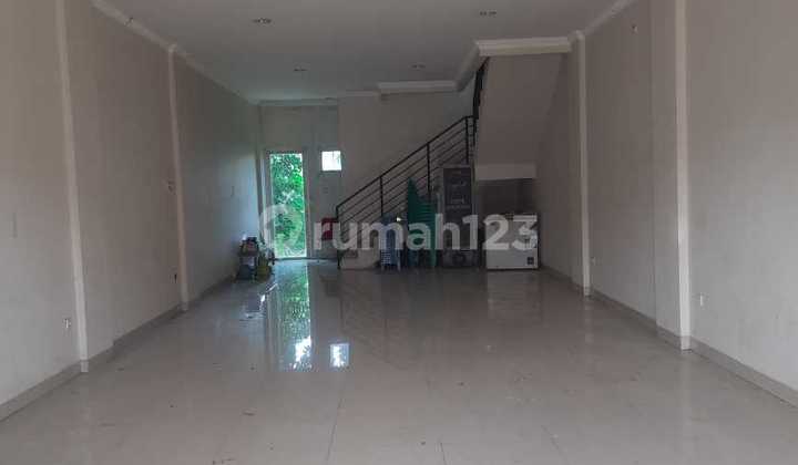 Disewakan Ruko 3 Lantai di Pondok Gede Bekasi Disewakan Ruko 3 Lantai di Pondok Gede Bekasi