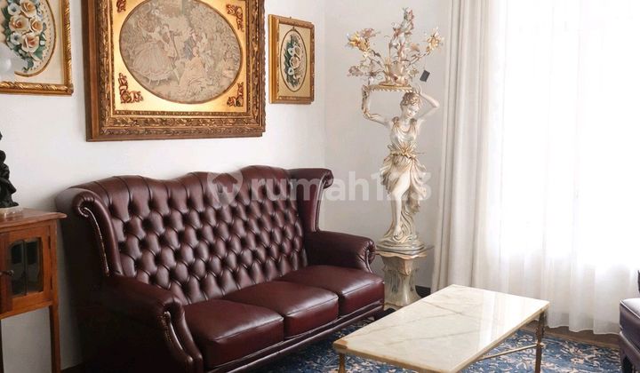 Dijual Rumah Mewah Siap Huni di Area Tebet, Lokasi Strategis 2