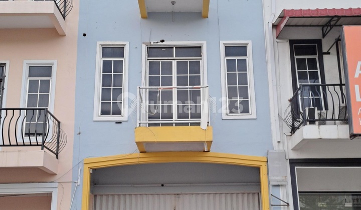 Ruko 3 Lantai Siap Huni Lokasi Strategis di Palm Spring Ruko 3 Lantai Siap Huni Lokasi Strategis di Palm Spring