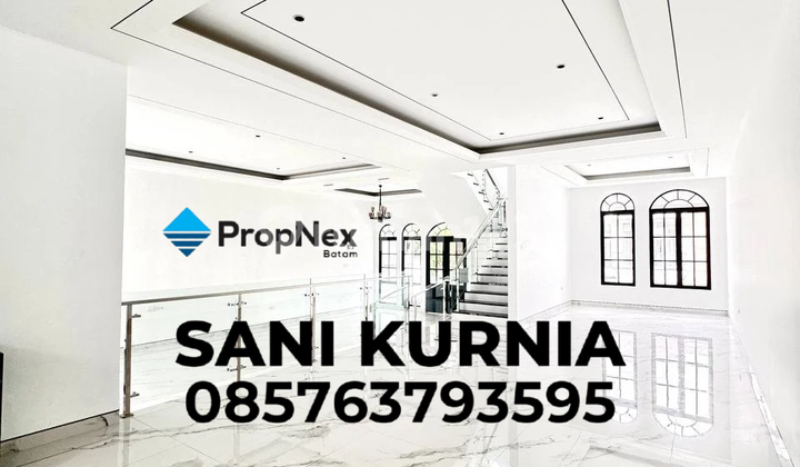 Modern American Classic Luxury House in Sukajadi 2