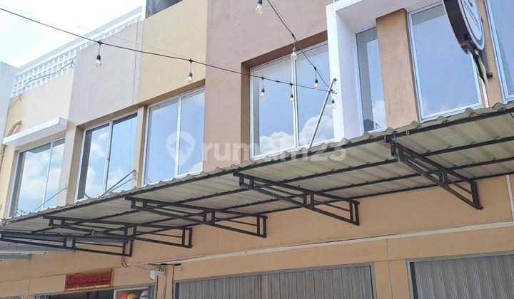 2-Storey Shop House in Sagulung Suitable for Business