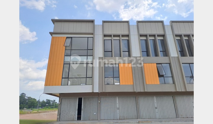 2-STOREY LINKED RUKO WITH 3 FLOORS, STRATEGIC LOCATION IN BATU AJI