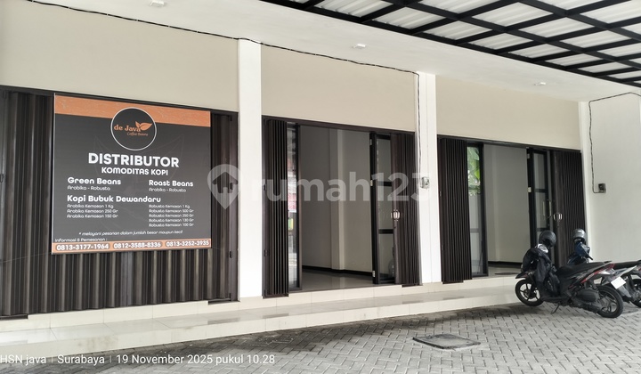 New 3-Story Shop House in Wonorejo Rungkut, Surabaya