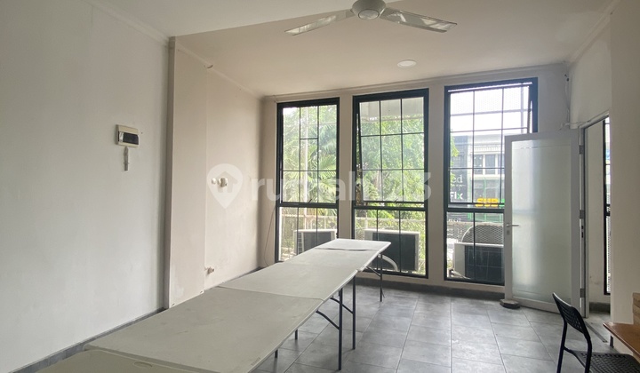 For Rent: Modern 1-Story Shop House Ready to Occupy on Tebet Raya, South Jakarta For Rent: Modern 1-Story Shop House Ready to Occupy on Tebet Raya, South Jakarta