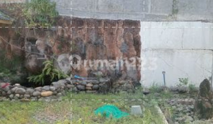 Rumah di Semarang Indah 2