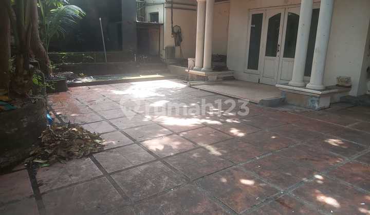 House for Sale in East Semarang 1