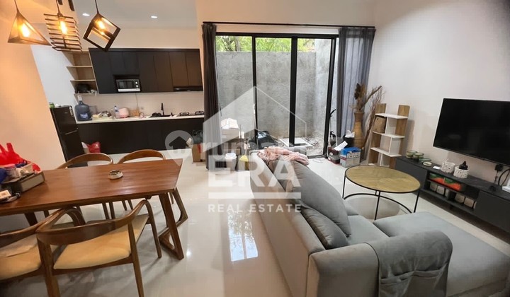 Jarang Ada Rumah 3 Lantai Bonus Furnish di Amadea Townhouse, Pondok Cabe Ilir