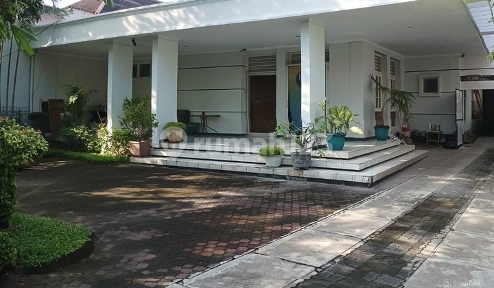 Rumah Lokasi Kapuas Selangkah ke Raya Darmo - Lokasi Super Premium & Super Strategis