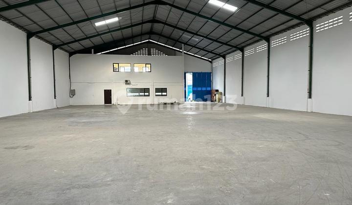 Ready-to-Use Warehouse for Banking Ready-to-Use Warehouse for Banking