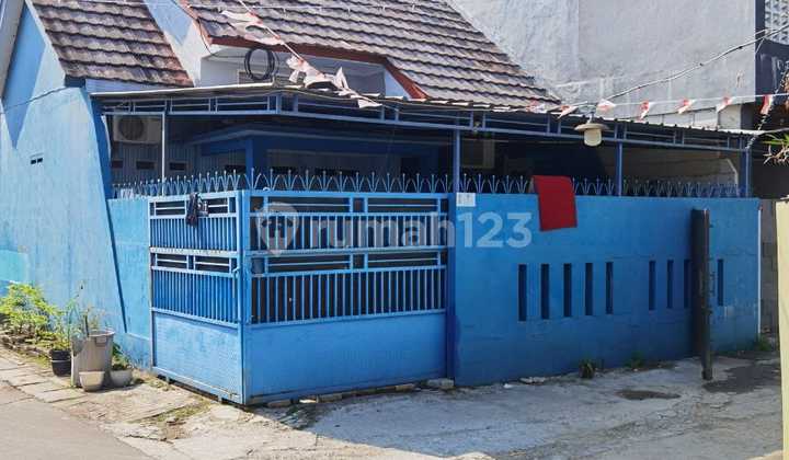 Comfortable House in Strategic Location at Cluster Teras Mampang II, Pancoran Mas, Depok Comfortable House in Strategic Location at Cluster Teras Mampang II, Pancoran Mas, Depok