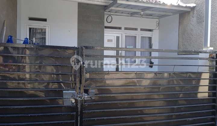 Jual Rumah di Permata Biru Cibiru Dkt dengan Upi Area Sudah Padat Penduduk Cocok Utk di Huni,Kpr bisa Saya Bantu. Jual Rumah di Permata Biru Cibiru Dkt dengan Upi Area Sudah Padat Penduduk Cocok Utk di Huni,Kpr bisa Saya Bantu.