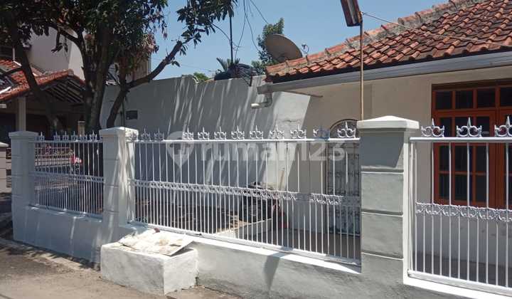 Dijual Rumah Second Margahayu Raya 196 M2,140 M2 2