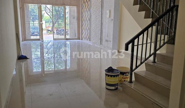 Dijual Rumah Baru 3 Lantai, Hadap Selatan, Ukuran 5×20 M2, Di Kavling Dki Meruya Selatan Jakarta Barat 2