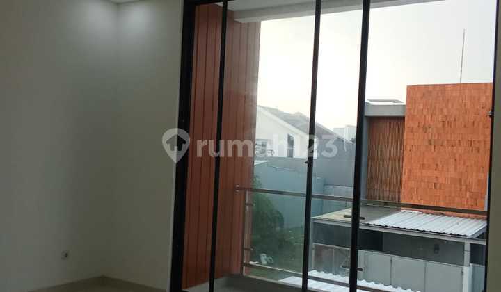 Rumah Di Metland Puri 5×20 Bagus Shm Hadap Tenggara 2
