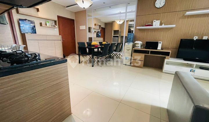 For Rent: Thamrin Residence Apartment 3 Bedroom Furnished High Floor Pool View 2