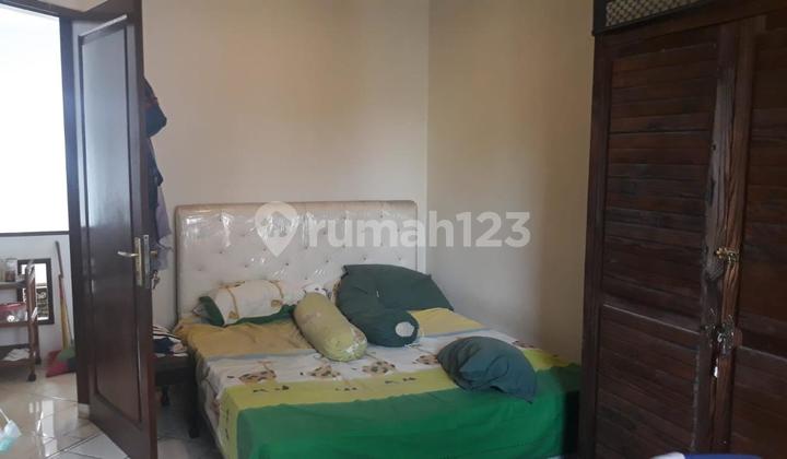 RUMAH ASRI DAN NYAMAN DENGAN SENTUHAN KEMEWAHAN MODERN. TURUN HARGA!! 2