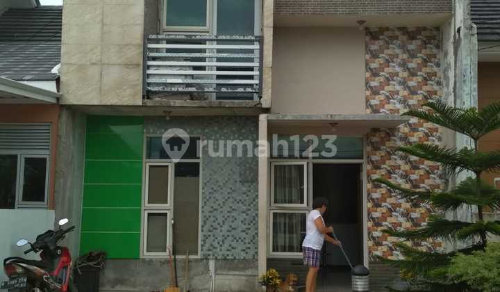 Rumah 3 Lantai Void Grand View Karawaci - Hadap Taman 600Jt Saja!