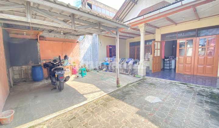 RUMAH KLASIK : RAYA PADALARANG, DEKAT BORMA, COCOK UTK MINIMARKET