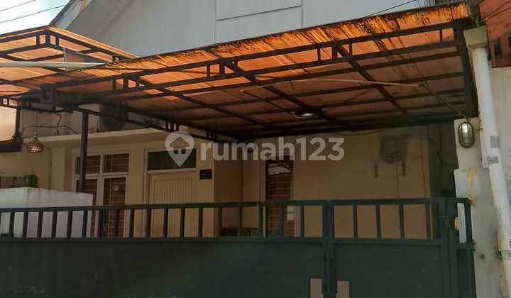Modern Mezzanine House Harapan Indah - Ready to Occupy 2 Floors
