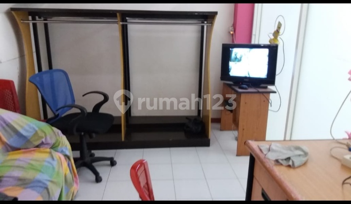 Dijual Ruko di Raya Dukuh Kupang Barat