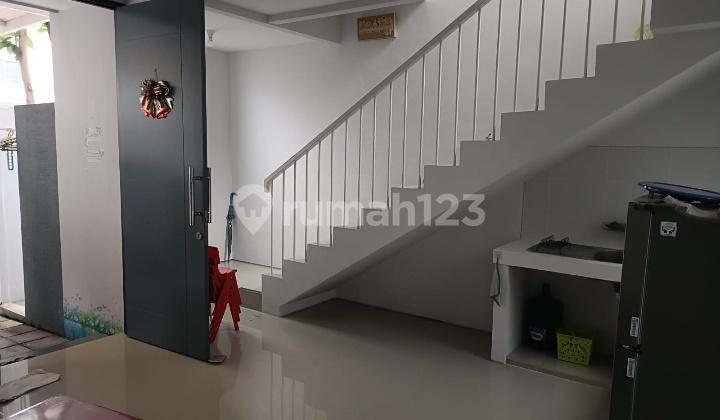 Disewakan Rumah di Royal Residence Full Furnish Siap Huni