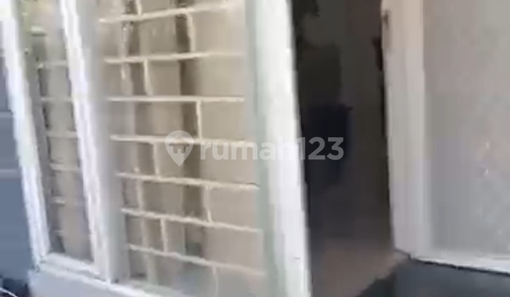 Disewakan Termurah Rumah Full Furnish di Royal Park Gunung Anyar 2