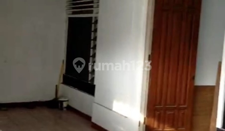 For Rent House in Ngagel Tama, suitable for boarding house.