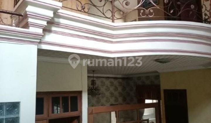 Dijual Rumah Mewah Klasik Furnish di Karah 2