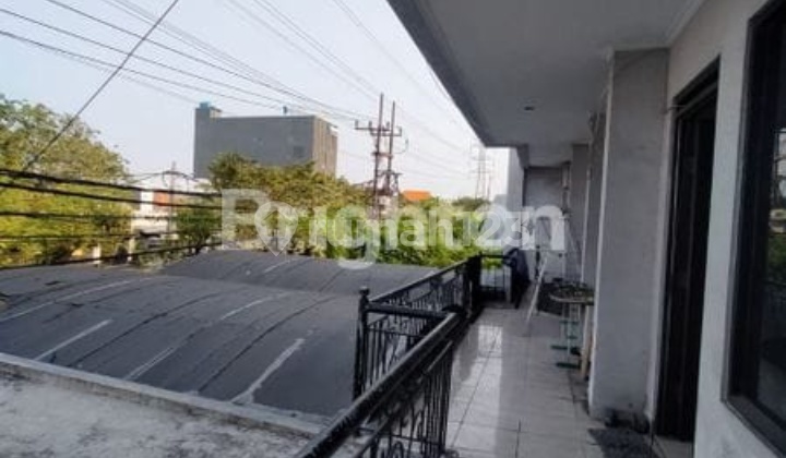 Dijual Murah Rumah Kos di Tenggilis Selangkah ke Kampus Ubaya 2