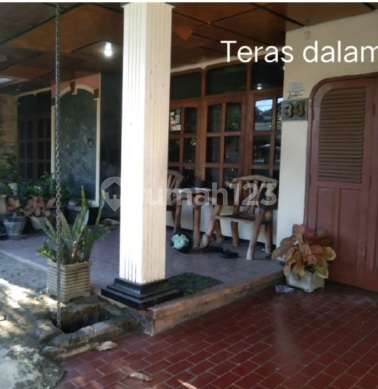 Dijual Rumah di Ketintang Selatan 2