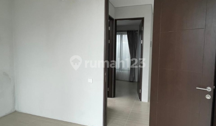 Disewakan Rumah Baru Gress di Crystal Golf 2