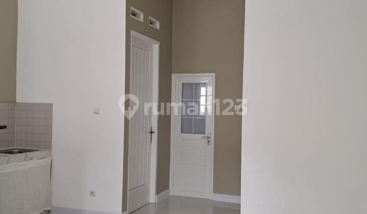 Dijual Cepat Rumah Siap Huni BSD Griya Loka Sektor 1.4 2